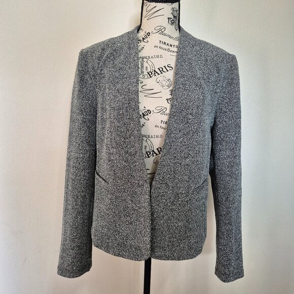 Blazer - Picture 1 of 10